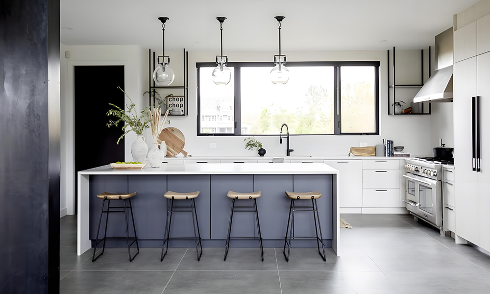 Kitchen Cabinet with Smooth Matte Lacquered Finish Timeless Style Frameless Hinges Island Spacious Storage for House Custom Designs