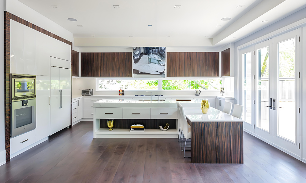 Kitchen Cabinet with Natural Matte Finish Modern Style Full Extension Drawers Eco-friendly for Family Environments