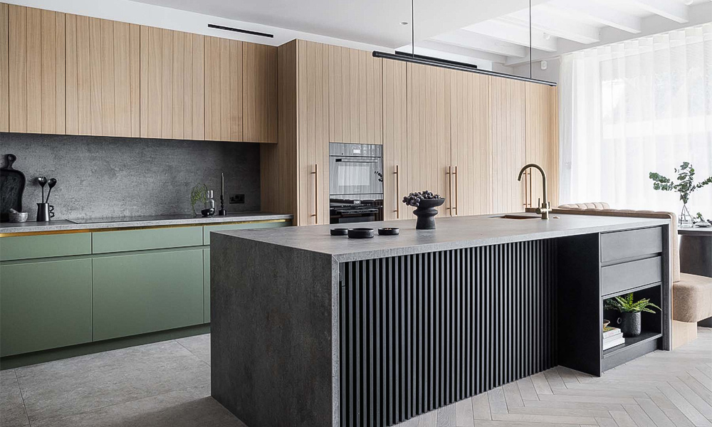 Modern Kitchen Cabinet Smooth Veneer Finish Minimalist Style Eco-friendly Adjustable Shelves for Stylish Kitchens