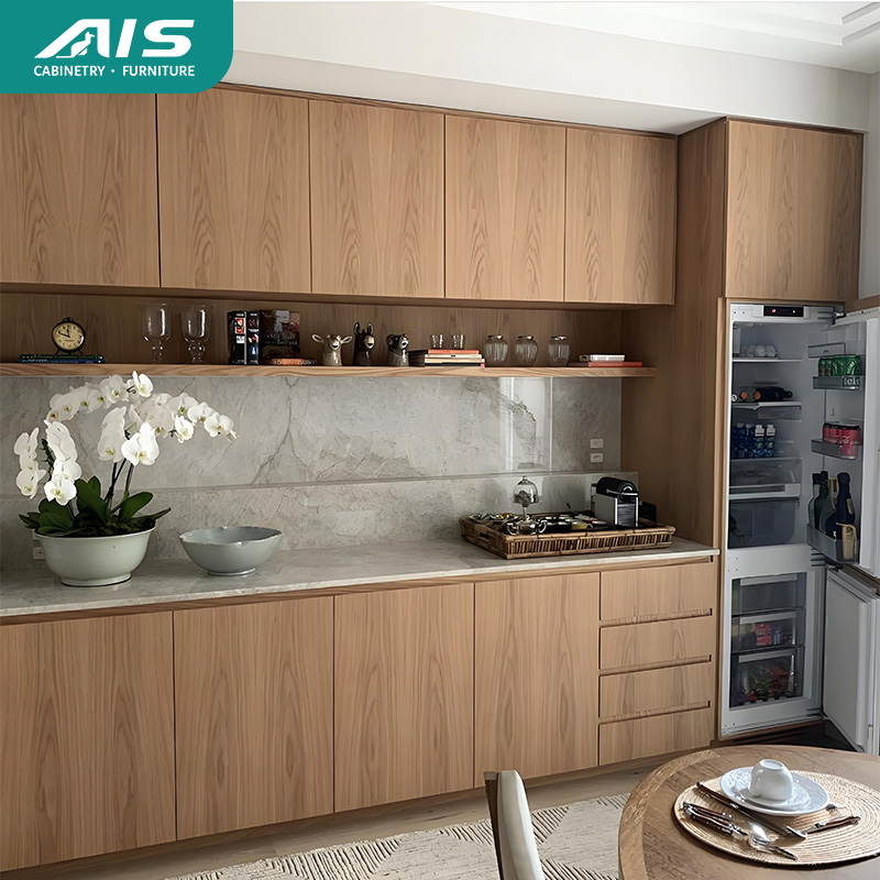 How to remove grease buildup from kitchen cabinets naturally